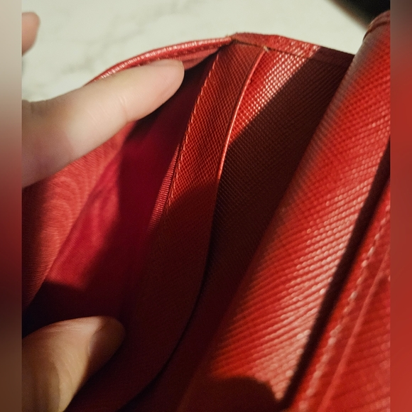 EUC PRADA WALLET - Picture 10 of 16